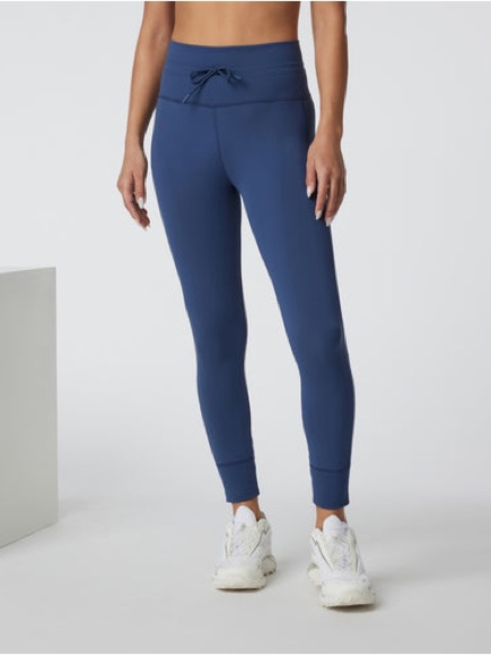 Vuori Navy High-Rise Performance Jogger Leggings